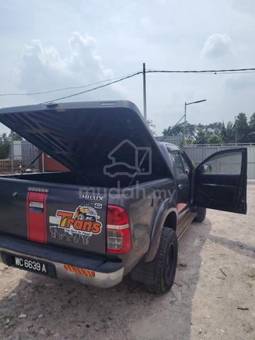 Toyota Hilux Double Cab 2.5 AT For Sale - 2