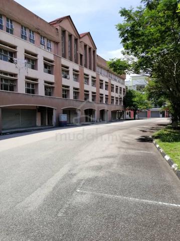 Pulau Melaka Shop Lot Office 2