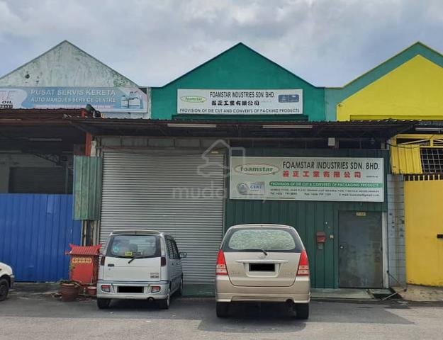 1½ Storey Factory For Sale | 28’ x 100’ | RM850K | Nilai 1