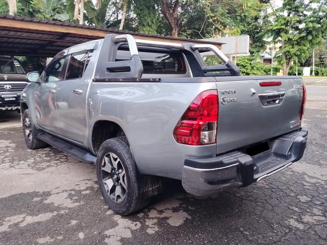 2019 Toyota HILUX 2.8 BLACK Edition L-Edition - 5