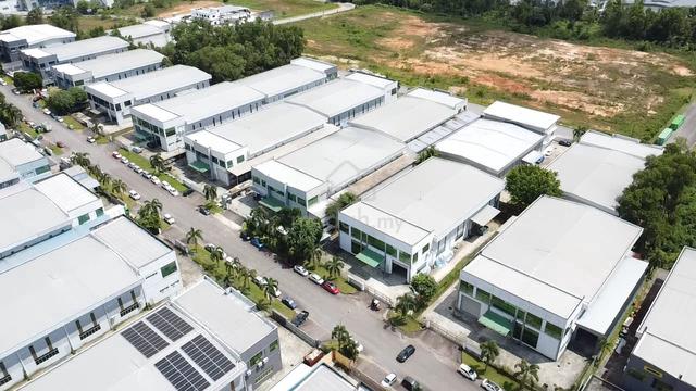 Senai Detached Factory For Sale 1