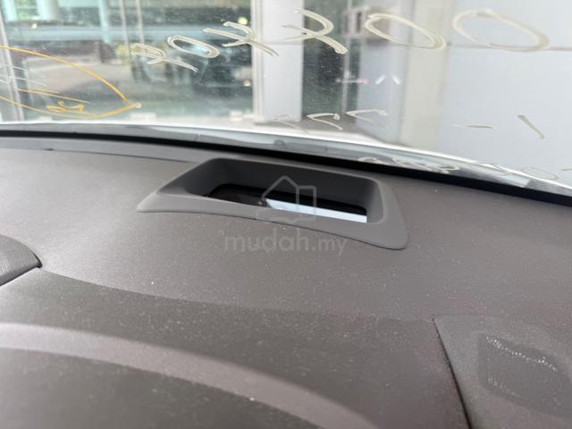 2021 Toyota YARIS 1.6 GR RECARO HUD UNREG - 4