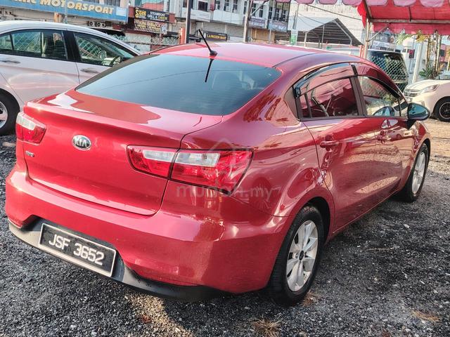 2017 Kia RIO 1.4 SEDAN (A) - 4
