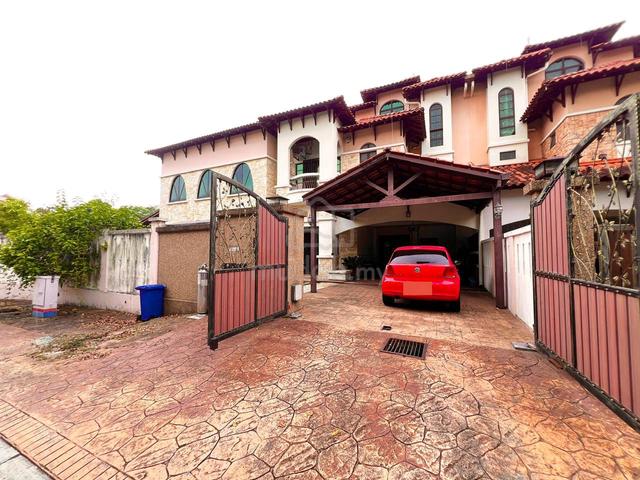 Land13,508sqft. RENOVATED 3 Storey Semi-D Putramas Seksyen 7 Shah Alam 1
