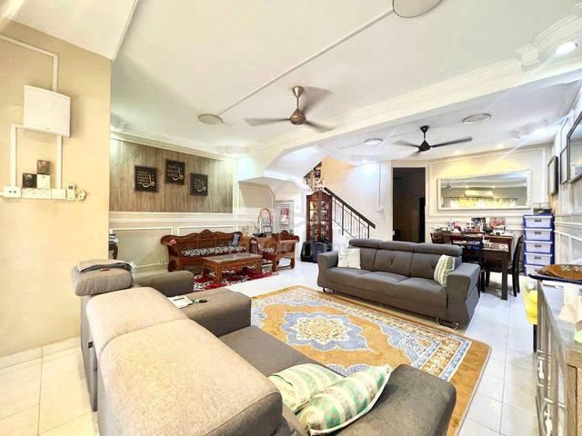Cashback Full.Loan 2Storey Rumah Teres Taman Pelangi Rinching Semenyih 1