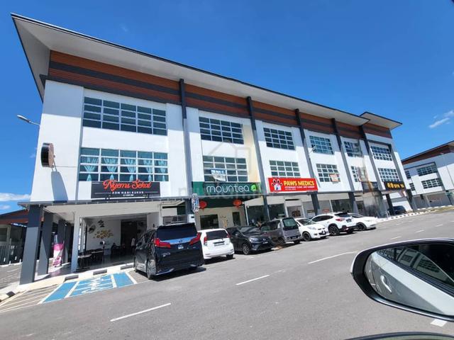 Pine Square 3 Storey Shoplot For Rent 1