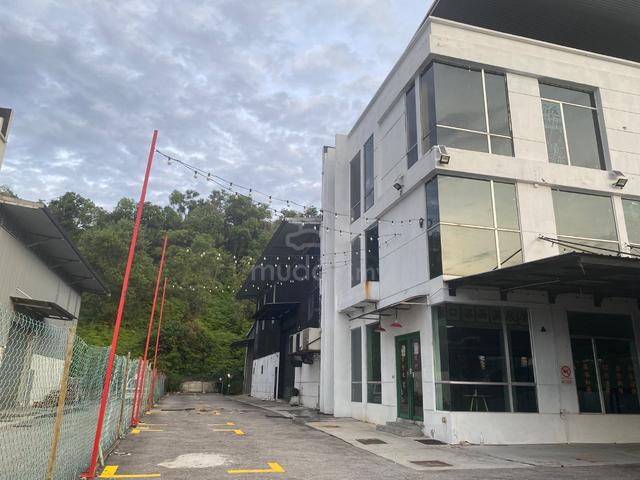 Seri Kembangan,Semi Detached Factory Warehouse For Rent 1