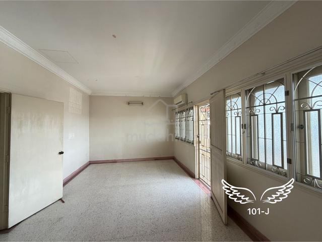 Value Buy Good Condition Semi-Furnished 22x80 2Sty Taman Gembira Klang 1