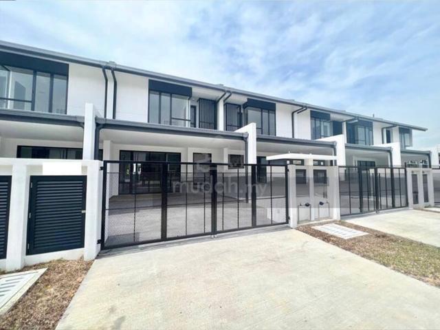 [Freehold] 2 Storey House @ Nadira Bukit Raja Klang 1