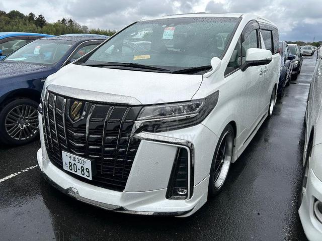 TOYOTA ALPHARD 2.5 S TYPE GOLD II SUNROOF Year2022 - 3