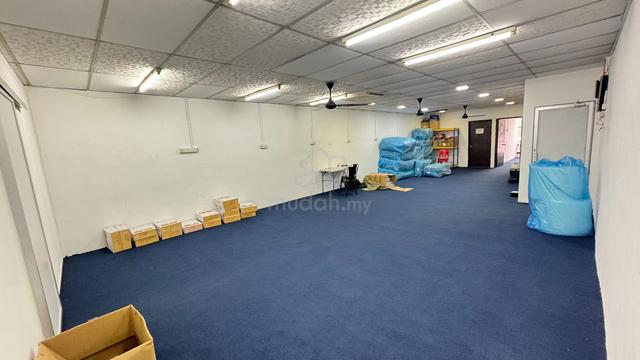 (FULLY CARPETED / BESIDE AEON BIG) 1st Floor Shoplot, Bukit Minyak 1