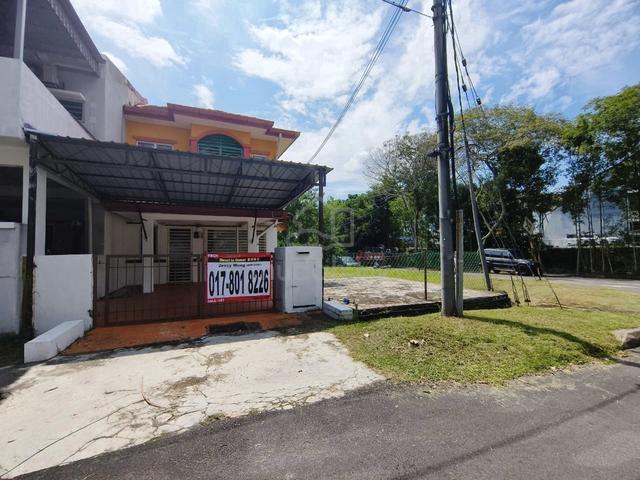LEP Cheapest Big Corner 2 Storey Lestari Putra Equine Seri Kembangan 1