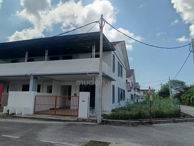 Bukit Setongkol Perdana Corner lot double storey for rent 1