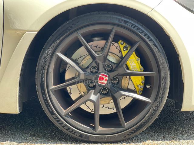 2023 Honda CIVIC 2.0 TYPE R FL5 (M) READY UNIT - 4