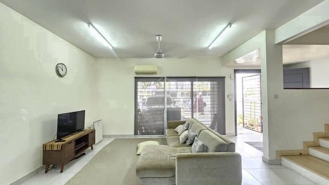 24 X 80 Double Storey Superlink Cahaya SPK U9 Shah Alam Near DASH 1