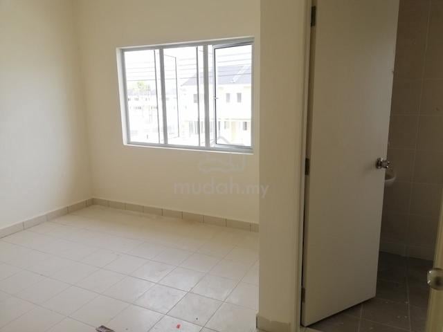 Double storey at Parkcity Eastwood Miri 1
