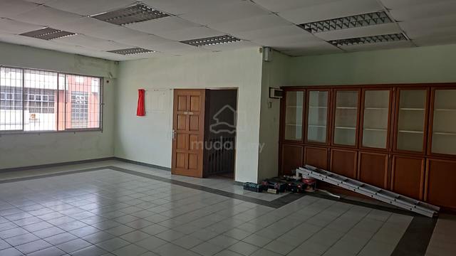 Tawau Fajar office rooms for rent 1