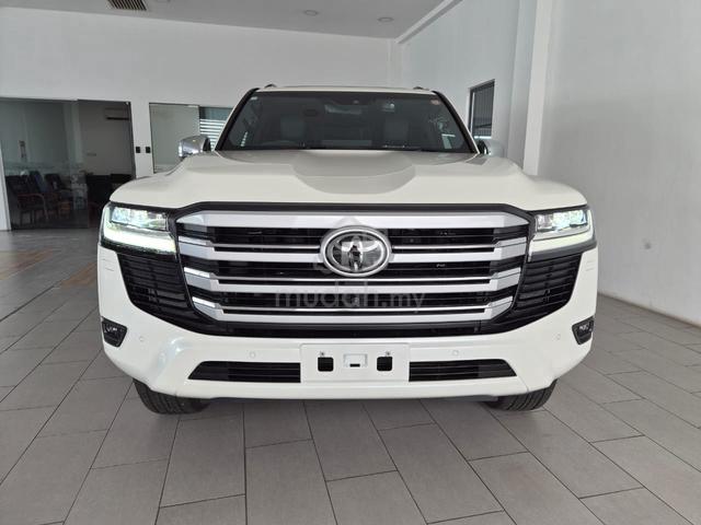 2024 Toyota LANDCRUISER 3.5 VX LOW MILEAGE - 2