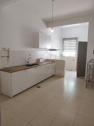 2sty House with partial furnish in Nusari Aman - Sendayan 1