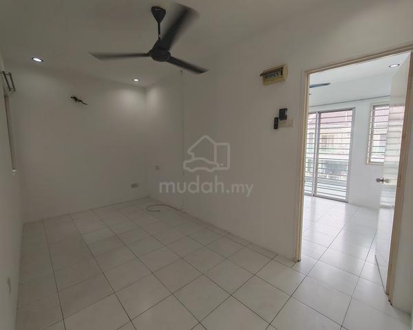 Pearl Villa Townhouse Bandar Saujana Putra SP4 FOR RENT 1