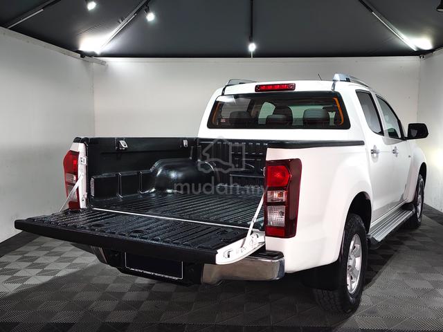 2017 Isuzu D-Max 2.5 4X4 (A) 5-Years Warranty - 3