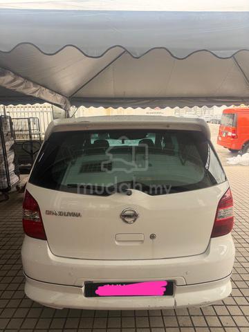 2011 Nissan GRAND LIVINA 1.6 CLASSIC/COMFORT (A) - 4