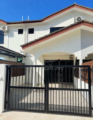 2 storey terraced house 1