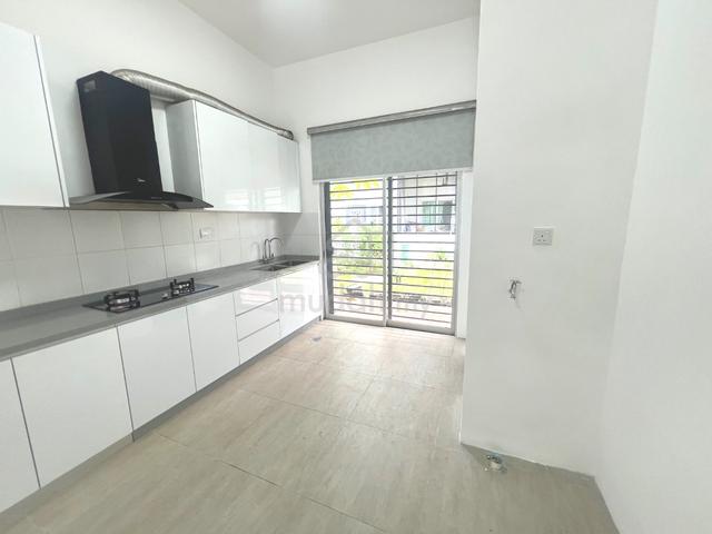 F. Loan|B.Market|22x75 2 Sty Casaview Cybersouth Cyberjaya 1