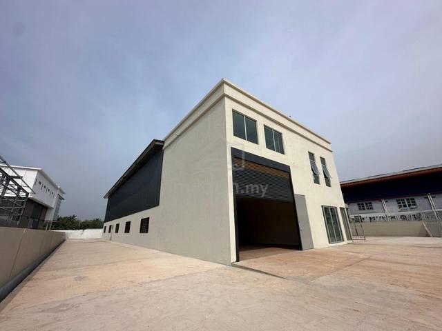 Factory for Sale @ Kawasan Perindustrian Valdor, Valdor | Freehold I 1