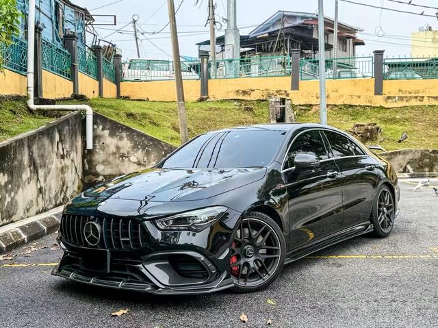 Mercedes Benz CLA45s 2.0 AMG 4MATIC CF BKit FEkzos - 1