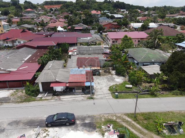 Labu Lanjut @ Sepang Tanah Freehold Berstatus Banggunan Untuk Di jual 4
