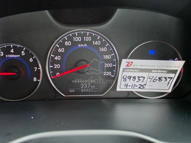 -2011 Hyundai SANTA FE 2.4 (A) PETROL ANDROID PLAY - 4
