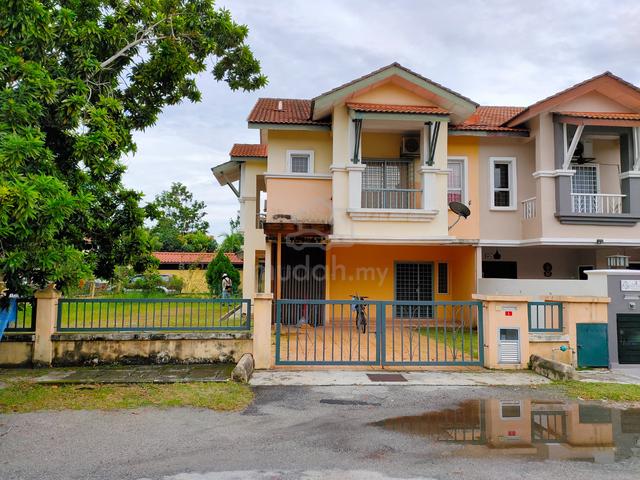 2 Storey House Corner unit for Sale 1