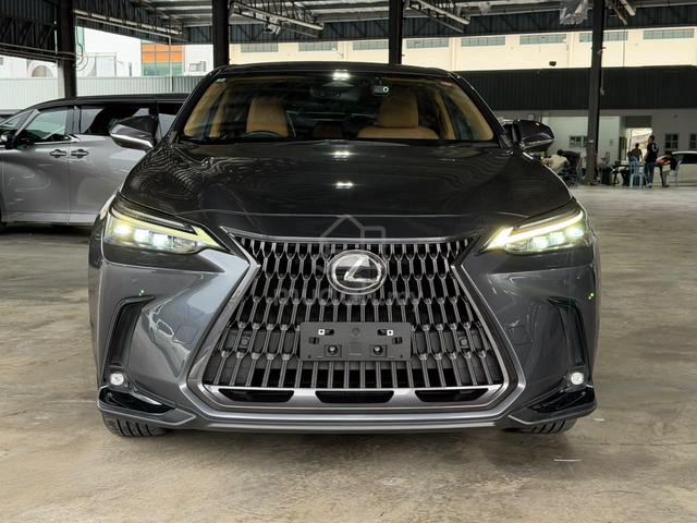 2022 Lexus NX250 2.5 VERSION L 15k km Gray Offer - 4