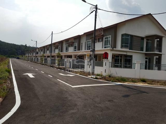 Double 🔥 Storey Tmn Yayasan, Segamat 1