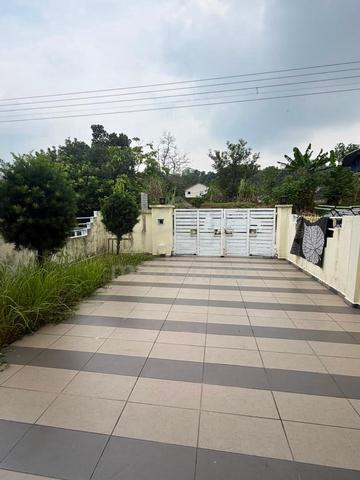 [Facing Empty 22x75sf]2 Sty Bukit Rawang Jaya, Rawang (near NSK, town) 1