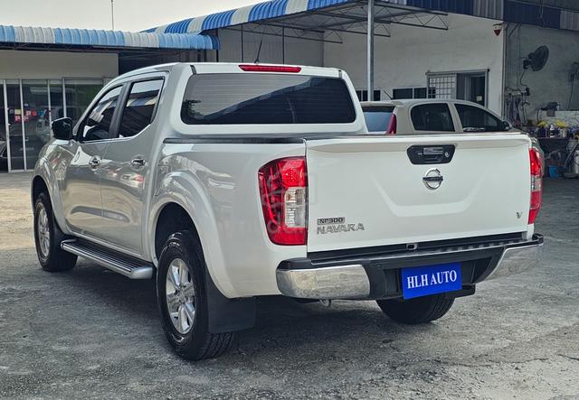 2016 Nissan NAVARA 2.5 V (A) NP300 Tip Top Cond - 3