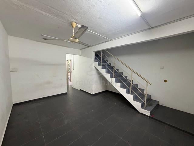 FOR SALE | Jalan Teratai @ Johor Jaya｜Low Cost Double｜Full Loan｜Tebrau 1