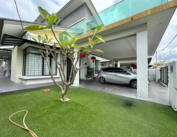 FREEHOLD RENOVATED Bungalow 2 Storey Taman Satu Krubong One Krubong 1