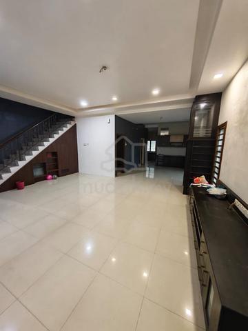 Taman Kledang Permai Double Storey Corner 1