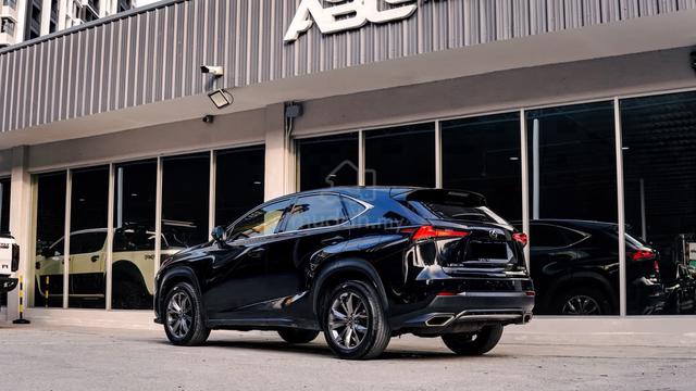 Lexus NX300 2.0 F SPORT F.LIFT P.BOOT P.SHIFT 2019 - 2