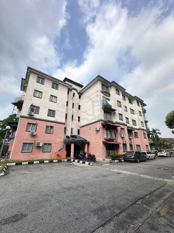 Sri Putra Apartment @ Sungai Buloh 1