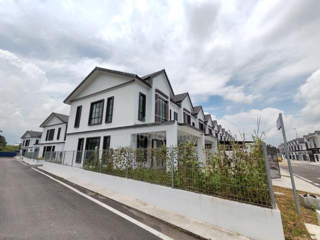 St Marco Kulai 2 Storey Landed house endlot with extra land brand new 4