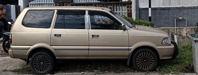 2001 Toyota UNSER 1.8 GLI (A) - 3