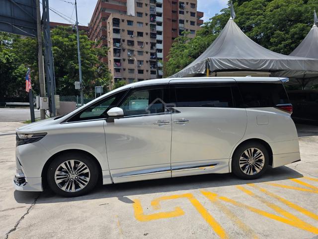 2024 Toyota ALPHARD 2.5 Z (A) Modellista Bodykit - 2