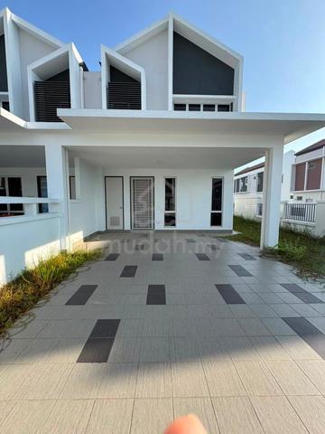 Corner Lot, Double Storey Terrace, Bangi, Selangor Untuk Dijual 1