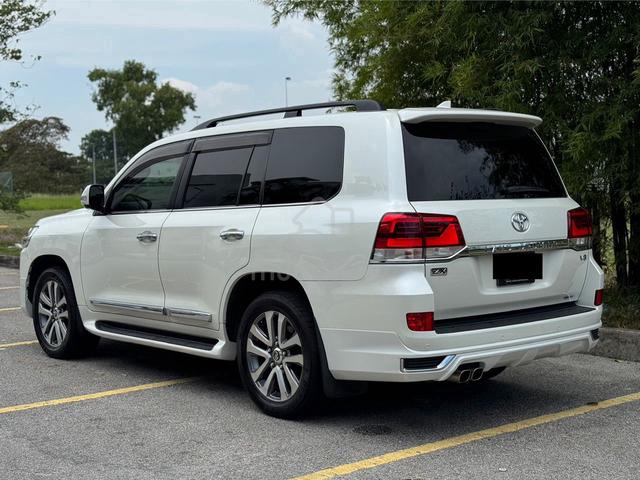 2019/22 Toyota LAND CRUISER 4.6 ZX V8 - Cars for sale in