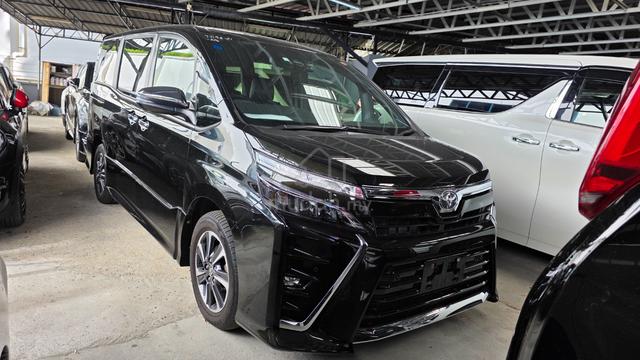 2021 Toyota VOXY 2.0 ZS KIRAMEKI III (A) PROMO - 1