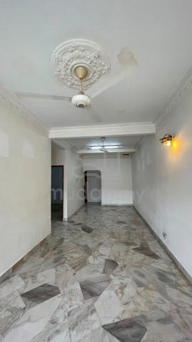 Puchong Taman Kinrara [ TK 1 ], Single Storey House 1