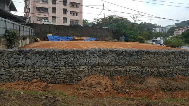 Prime Land | Bundusan Beverly Hill | For Sale 2